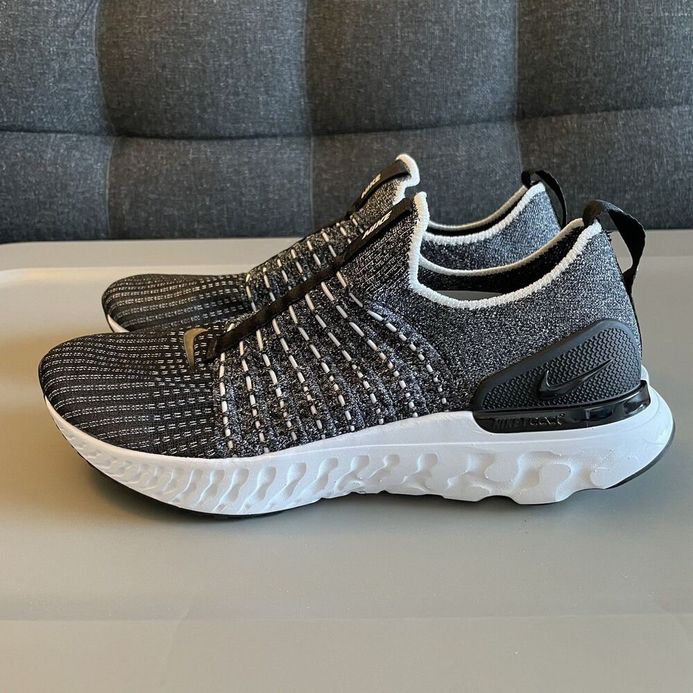 Womens Nike React Phantom Run Flyknit 2 Black White CJ0280-002 Shoes